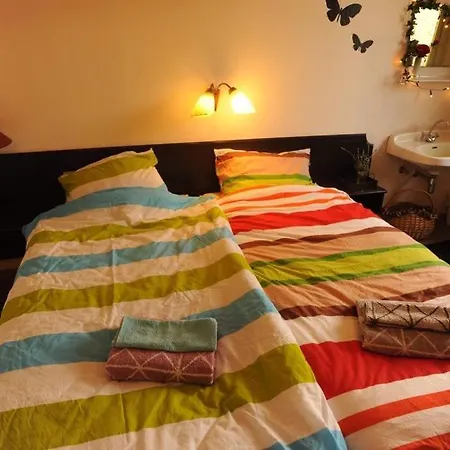 Bed & Breakfast Johnny And Jones *